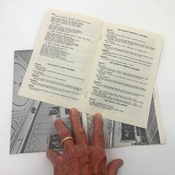 1982 Windsor Castle Official Guide and Works of Art List - Picture 8 of 8